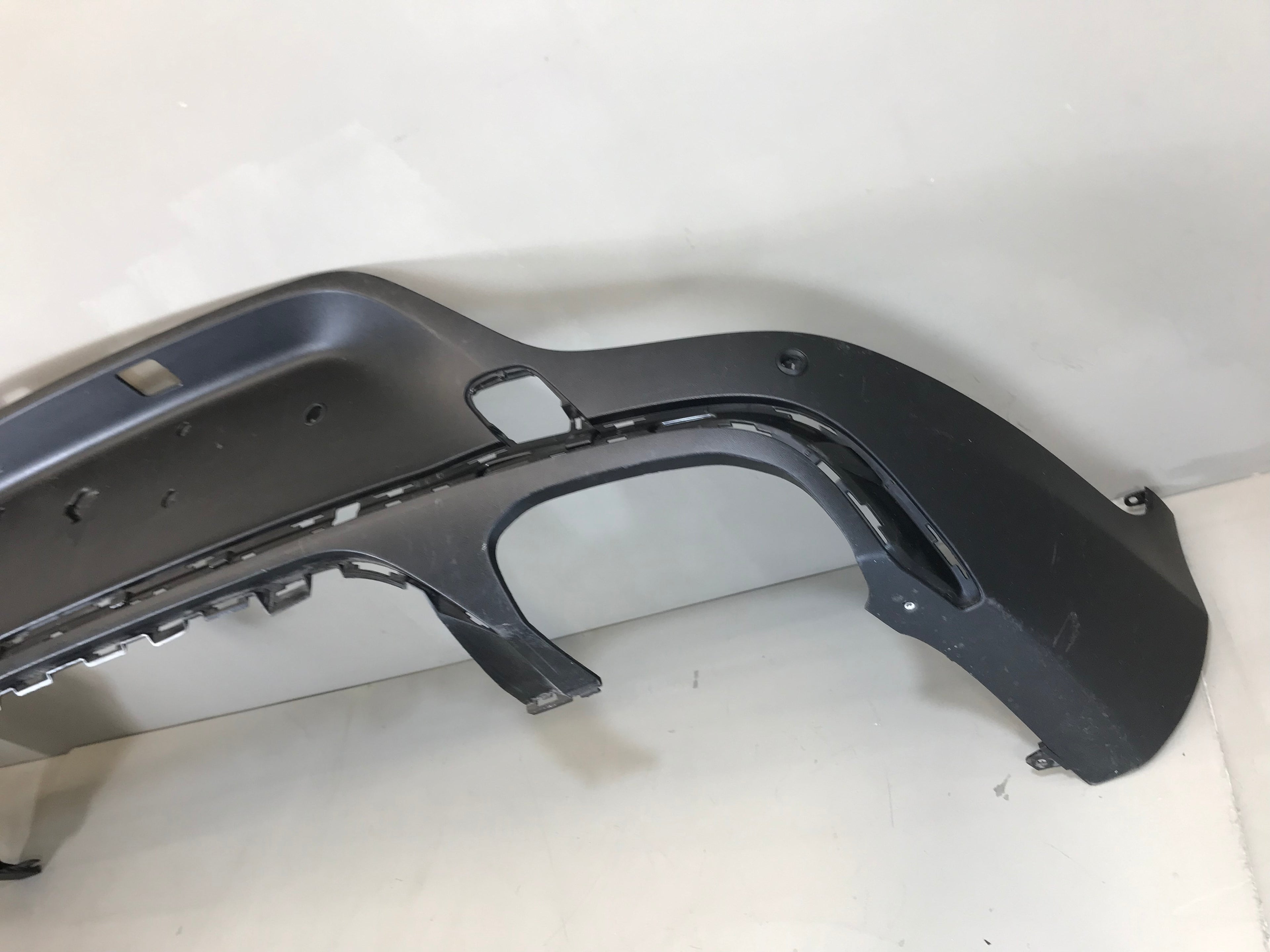 Mercedes-Benz GLC X253 C253 / 2020 Apatine bamperio dalis  /  Gale A2538858405  A2538858400